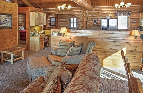 Oslund Maison | Magnifique 3BR Home sur Sand Lake w / Expansive Porch