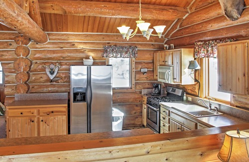 Oslund Maison | Magnifique 3BR Home sur Sand Lake w / Expansive Porch