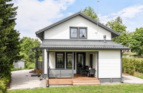Tuusula Maison | Wonderful house at a lakecity near Helsinki& and the airport