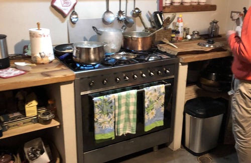 Cesana Torinese Chalet De Ski | Wonderful large Chalet surrounded by greenery 10 min from the village. Wifi and comfort.