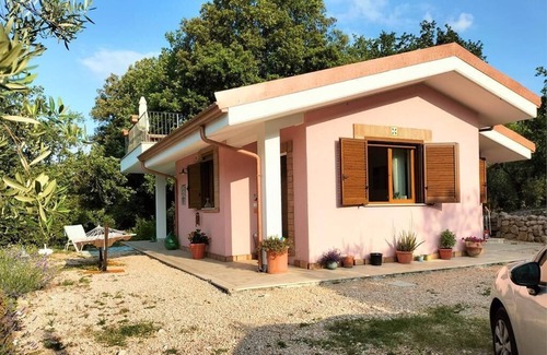 Sonnino Maison | Wonderful place to relax and take in nature with excellent views of mountains