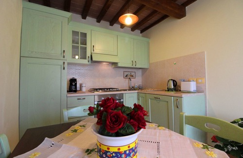 Bivio Lugnano Villa | Merveilleuse maison de vacances privée pour 7 personnes avec piscine privée et TV