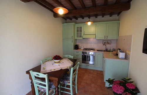 Bivio Lugnano Villa | Merveilleuse maison de vacances privée pour 7 personnes avec piscine privée et TV