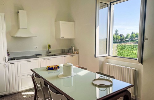 Castel Rocchero Maison | Wonderful private villa for 4 people with WIFI, terrace and panoramic view