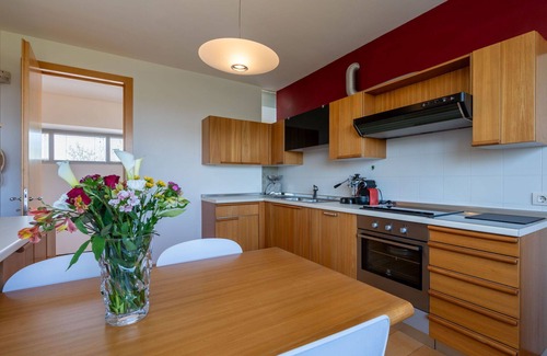Castellinaldo Villa | Maison de vacances privée avec climatisation, piscine privée, WIFI, TV, terrasse, vue panoramique
