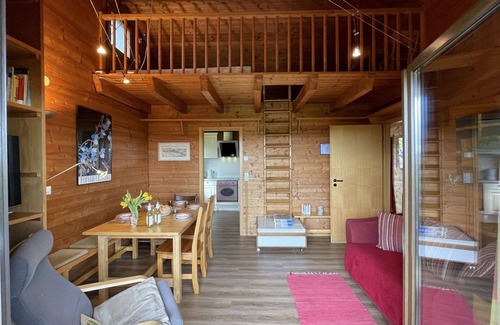 Illmensee Maison | Belle maison de vacances privée avec WIFI, TV, terrasse, vue panoramique et parking