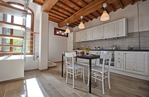 San Miniato Villa | Belle maison de vacances privée avec climatisation, WIFI, piscine privée, TV, vue panoramique