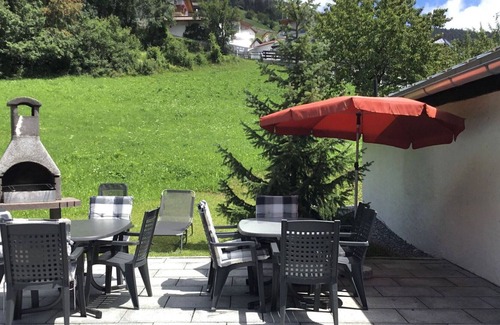 Fliess Maison | Magnifique maison de vacances privée pour 10 personnes avec WIFI, TV et parking