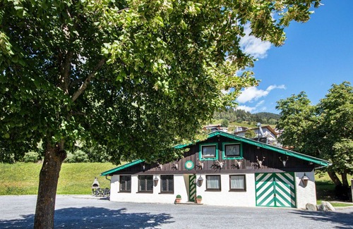 Fliess Maison | Magnifique maison de vacances privée pour 10 personnes avec WIFI, TV et parking