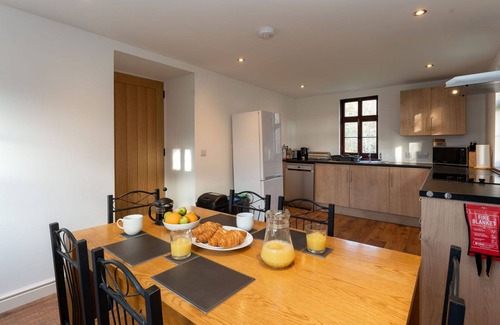 Inverarnie Maison | Merveilleuse maison de vacances privée pour 6 personnes avec WIFI, TV et vue panoramique