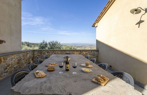 Lucignano Maison | Maison de vacances privée avec piscine privée, climatisation, bain à remous, WIFI, TV, terrasse