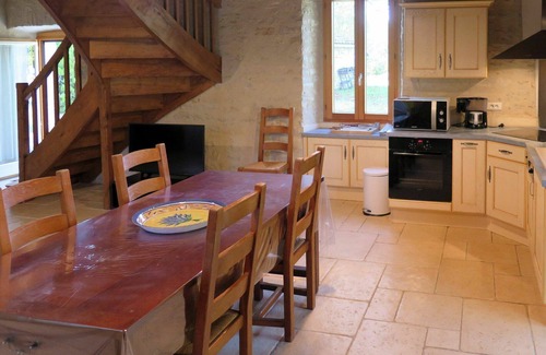 Pontcirq Villa | Merveilleuse maison de vacances privée avec WIFI, piscine privée, TV, terrasse et animaux admis