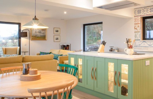 Colbost Maison | Merveilleuse maison de vacances privée avec WIFI, TV, patio, vue panoramique et parking