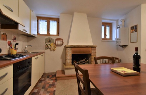 Dubino Maison | Magnifique maison de vacances privée pour 4 personnes avec WIFI, TV et balcon