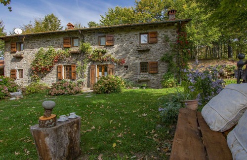 San Marcello Pistoiese Maison | Belle maison de vacances privée avec piscine privée, WIFI, TV, terrasse et animaux admis