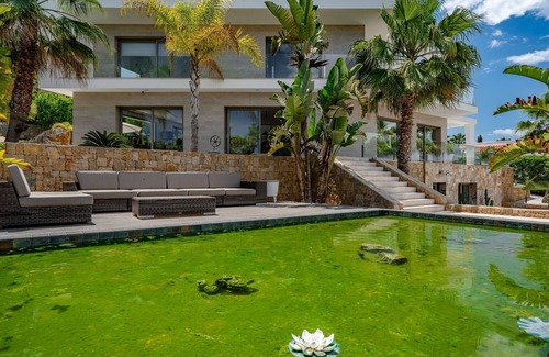 Benitachell Villa | Maison de vacances privée avec climatisation, WIFI, piscine privée, bain à remous, TV, patio