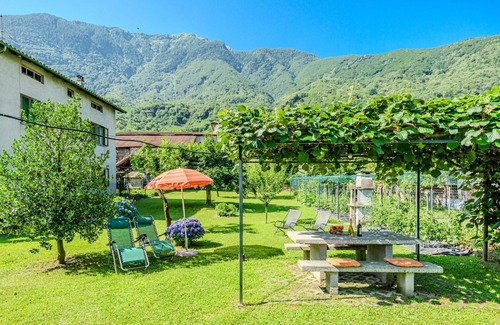 Piantedo Maison | Belle maison de vacances privée pour 5 personnes avec WIFI, TV, patio, animaux admis et parking