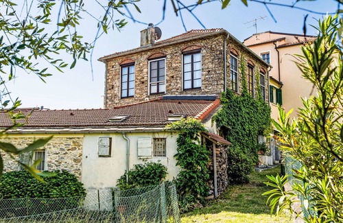 Dolcedo Villa | Wonderful private villa for 7 people with WIFI, pets allowed and panoramic view