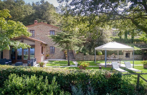 Pieve di Chio Villa | Maison de vacances privée avec WIFI, piscine privée, climatisation, TV, patio, près de Cortone
