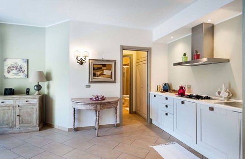 Ragalna Maison | Belle maison de vacances privée avec piscine privée, climatisation, WIFI, TV et terrasse