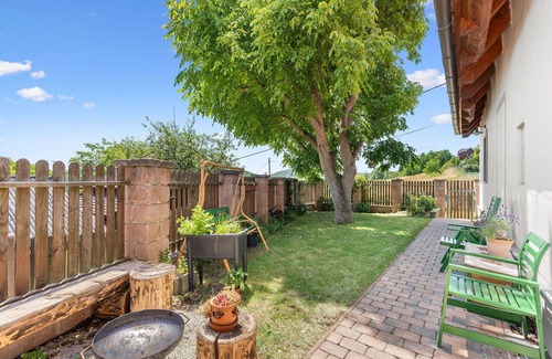 Svata Maison | Maison de vacances privée avec climatisation, WIFI, TV, terrasse, animaux admis, vue panoramique