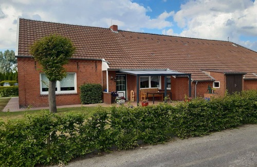 Weener Villa | Merveilleuse maison de vacances privée pour 5 personnes avec WIFI, TV et animaux admis