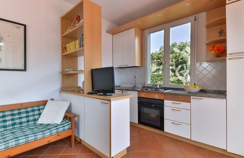 Cavo Maison | Belle maison de vacances privée pour 4 personnes avec TV, terrasse et animaux admis