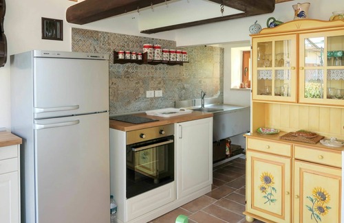 Piea Maison | Magnifique maison de vacances privée avec WIFI, climatisation, TV, patio, animaux admis, parking