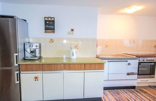 See Villa | Maravillosa casa de vacaciones privada para 15 personas con WIFI, TV, terraza y aparcamiento
