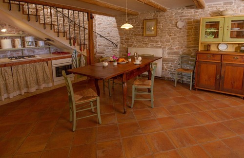 Sajini Villa | Belle maison de vacances privée avec piscine privée, climatisation, WIFI, TV, terrasse, parking