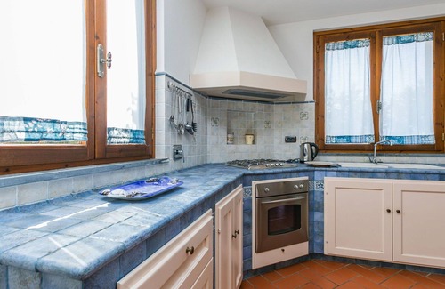 Cecina Maison | Maison de vacances privée avec piscine privée, climatisation, bain à remous, WIFI, TV, patio