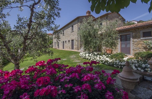Camucia Villa | Maison de vacances privée avec WIFI, piscine privée, climatisation, TV, terrasse, vue panoramique