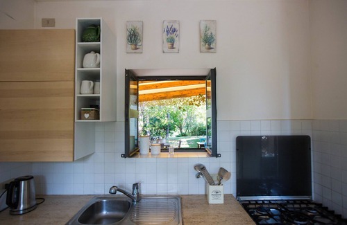 Ostra Villa | Maison de vacances privée avec WIFI, piscine privée, climatisation, TV, patio, vue panoramique