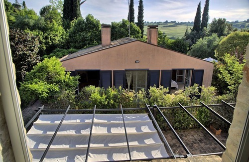 Ostra Villa | Maison de vacances privée avec WIFI, piscine privée, climatisation, TV, patio, vue panoramique