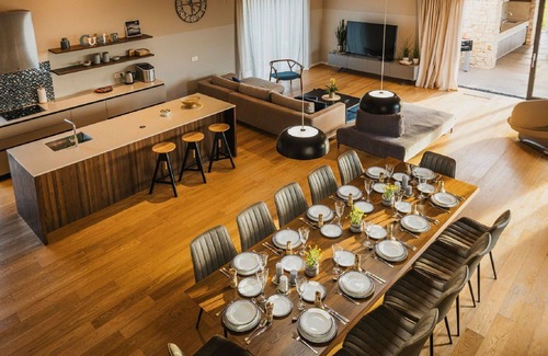 Brtonigla Villa | Maison de vacances privée avec piscine privée, WIFI, climatisation, bain à remous, TV, terrasse