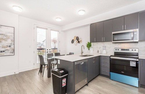 Waterloo Maison | Wonderful Retreat in Uptown Waterloo