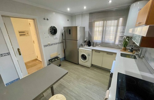 Urbanizacion Puerto de Estepona Maison | WONDERFUL SEMI-DETACHED HOUSE NEXT TO THE BEACH