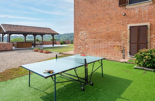 Cortazzone Maison | Wonderful villa for 10 people with WIFI, pool, TV, patio and parking