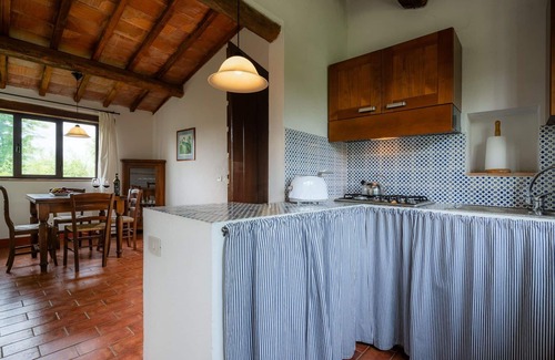 Lilliano Villa | Magnifique maison de vacances avec climatisation, WIFI, piscine privée, TV et vue panoramique