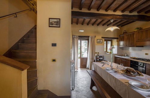 Pieve di Chio Maison | Magnifique maison de vacances avec piscine privée, WIFI, TV, patio, animaux admis et parking