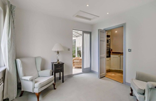 Horseheath Maison | Merveilleuse maison de vacances pour 12 personnes avec WIFI et animaux admis