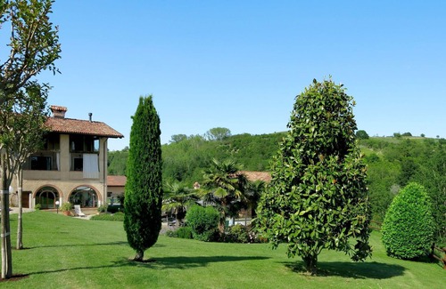 Bastia Mondovi Maison | Merveilleuse maison de vacances pour 4 personnes avec WIFI, piscine, TV et terrasse