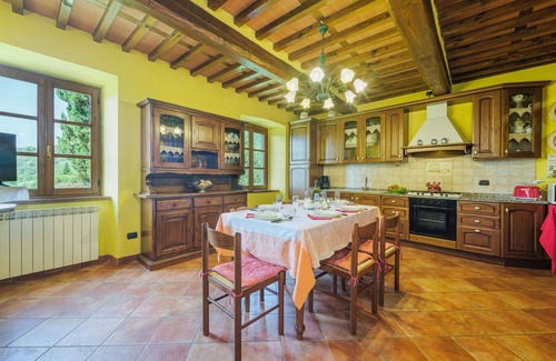 Pescaglia Maison | Magnifique maison de vacances pour 6 personnes avec WIFI, piscine privée, TV et patio