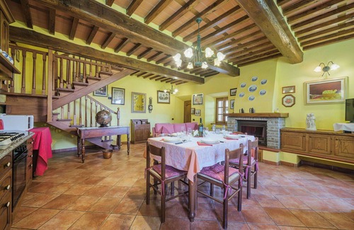 Pescaglia Maison | Magnifique maison de vacances pour 6 personnes avec WIFI, piscine privée, TV et patio