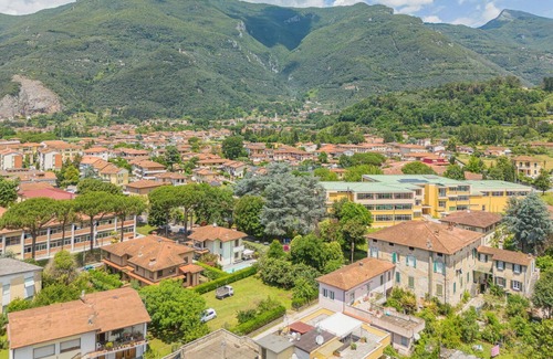 Pedona Maison | Agréable appartement avec WIFI, piscine privée, TV et animaux admis, près de Viareggio