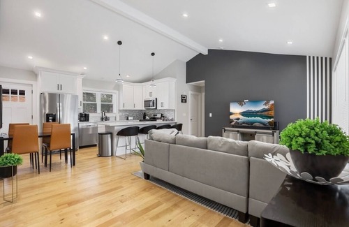 Willowbrook Maison | Wonderful Willowbrook Escape: Hinsdale Schools