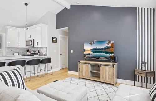 Willowbrook Maison | Wonderful Willowbrook Escape: Hinsdale Schools