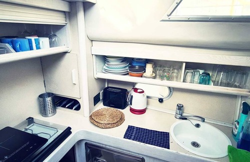 Diagonal Mar i el Front Maritim del Poblenou Location De Bateaux | WONDERFUL YACHT APARTMENT IN BARCELONA - YOUR COSY PLACE TO STAY