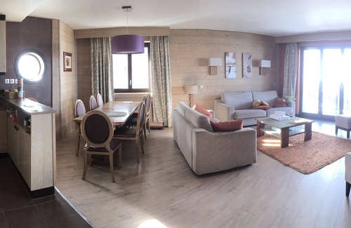 Avoriaz Appartement | Résidence PREMIUM l'AMARA Luxe 5 étoiles,100m2,, 8 pers, Piscine,Saun, Ham,Pkg