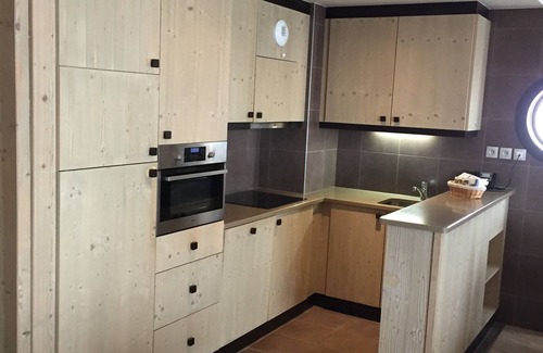 Avoriaz Appartement | Résidence PREMIUM l'AMARA Luxe 5 étoiles,100m2,, 8 pers, Piscine,Saun, Ham,Pkg